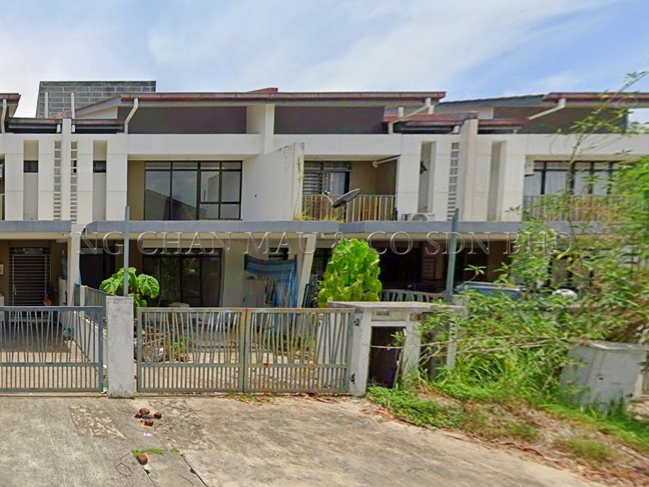 2 Storey Terrace House, Intermediate