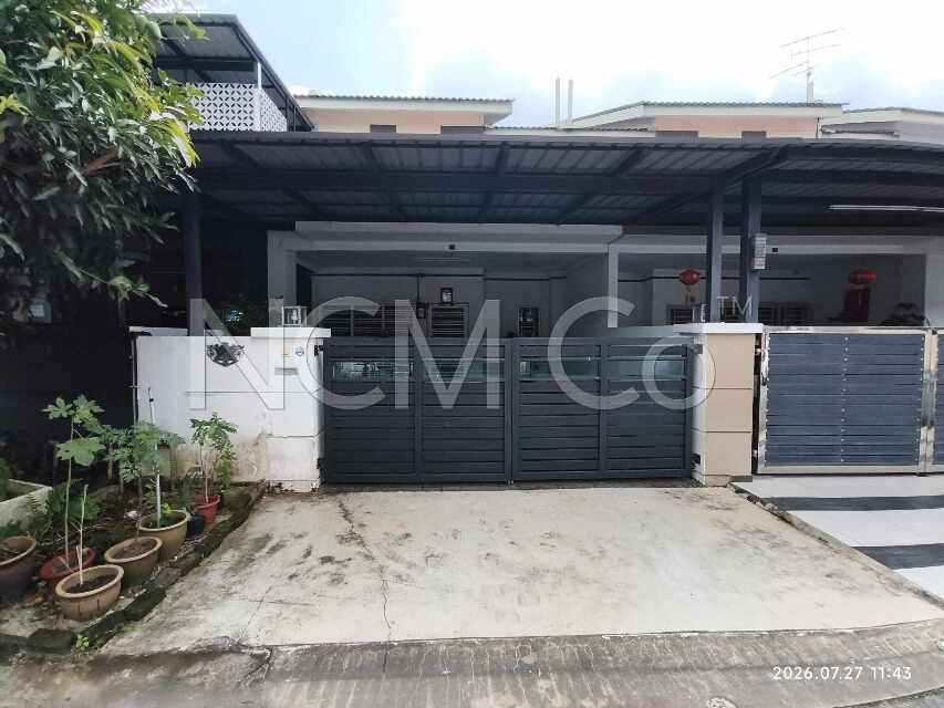 2 Storey Terrace House, Intermediate, Renovated