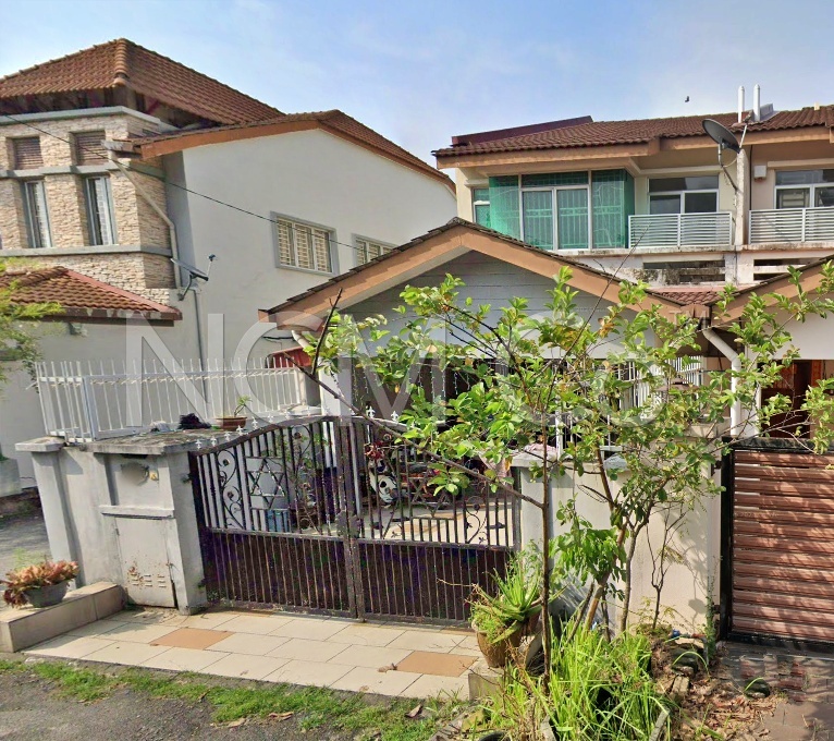 2 Storey Terrace House, End Lot, Renovated