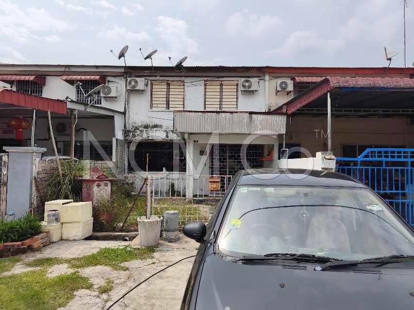 2 Storey Terrace House, Intermediate