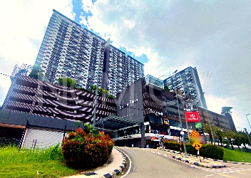 3 Storey Shop Unit
