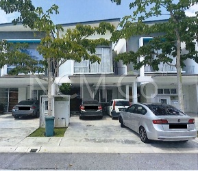 2 Storey Terrace House, Intermediate
