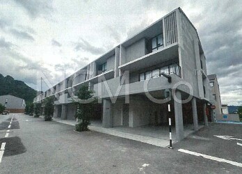 3 Storey Terrace House