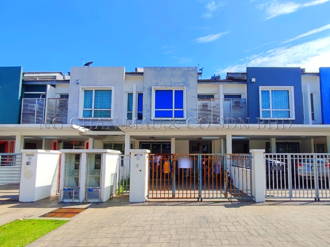 2 Storey Terrace House, Intermediate
