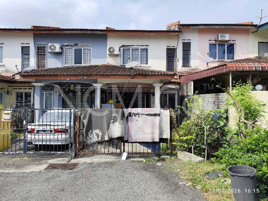 2 Storey Terrace House, Intermediate
