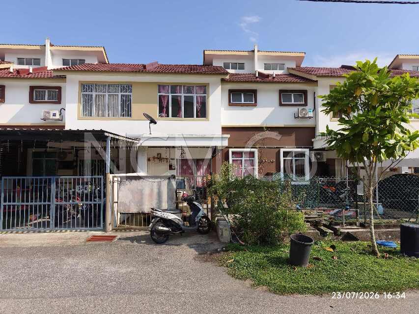 2 Storey Terrace House, Intermediate