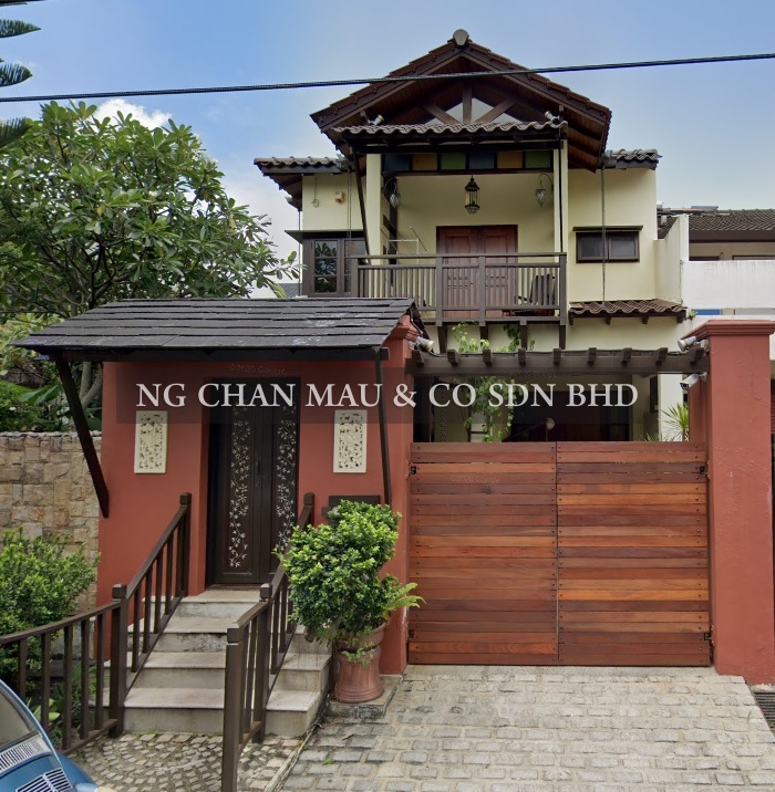2 Storey Terrace House with Extra Land, End Lot, Renovated