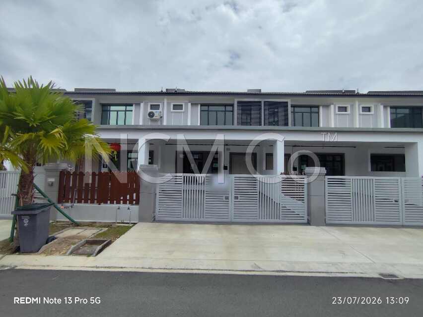 2 Storey Terrace House, Intermediate