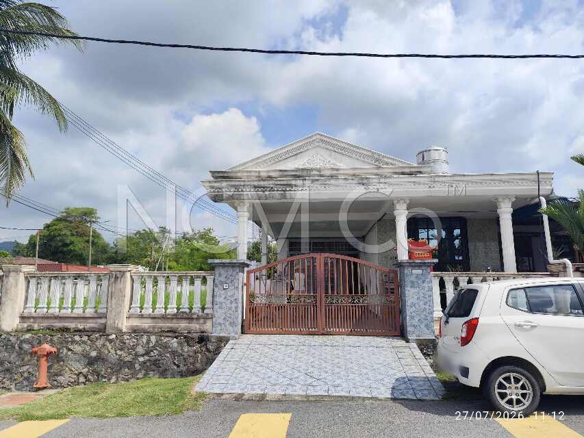 1 Storey Terrace House, Corner Lot