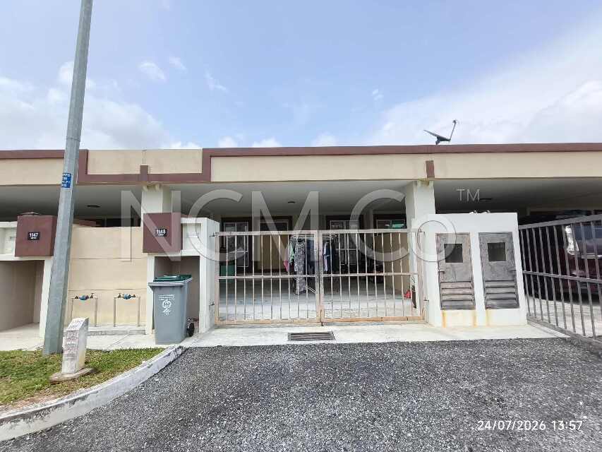 1 Storey Terrace House, Intermediate