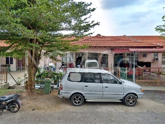 1 Storey Terrace House, Intermediate