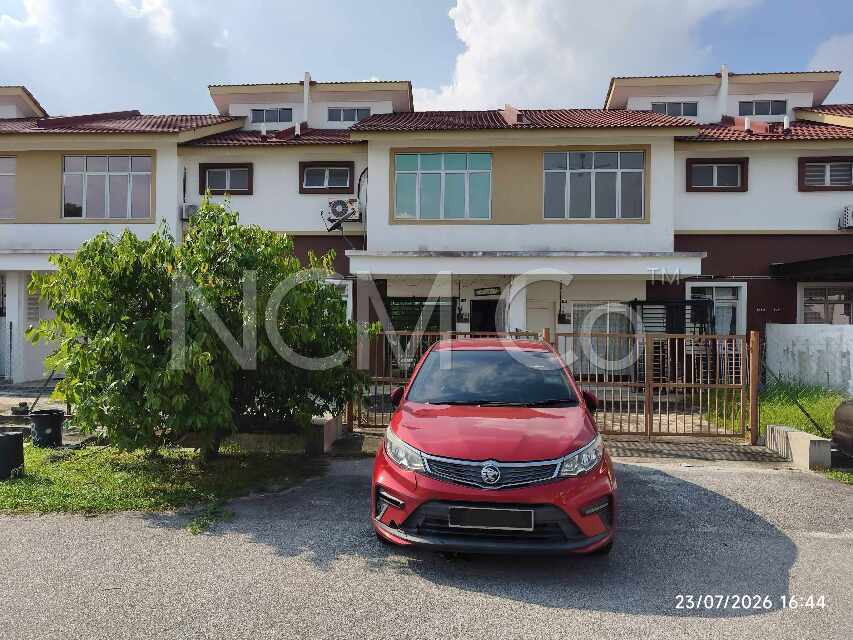 2 Storey Terrace House, Intermediate