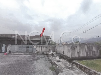 1 Storey Semi Detached House, End Lot