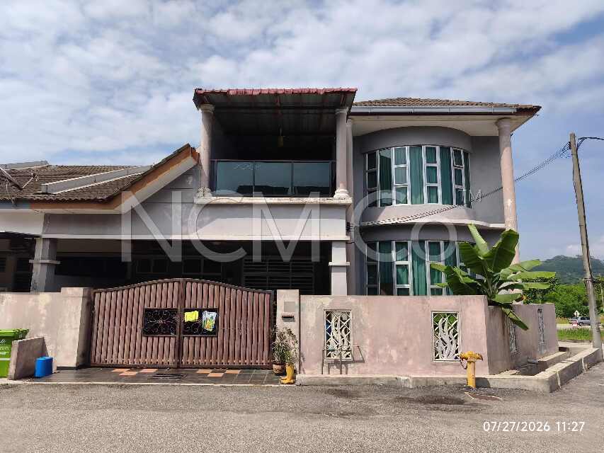 2 Storey Terrace House, Corner Lot, Renovated