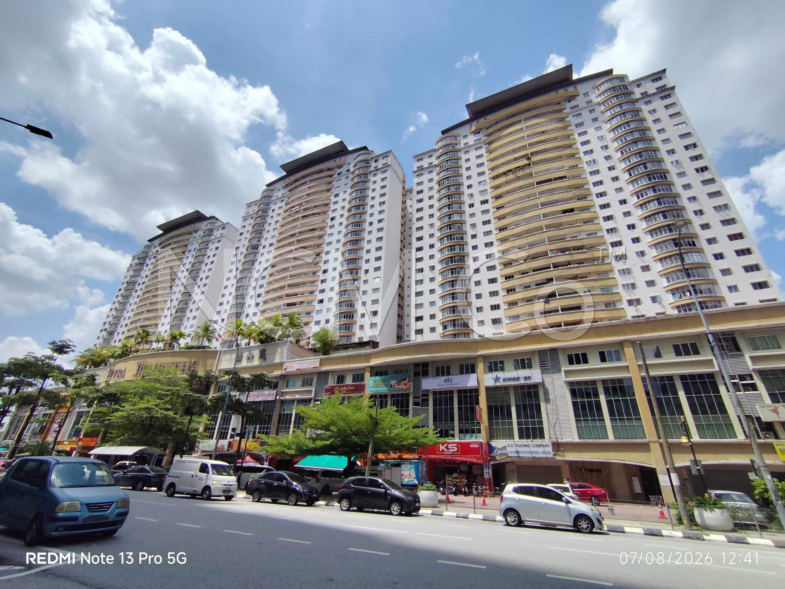 Service Apartment
