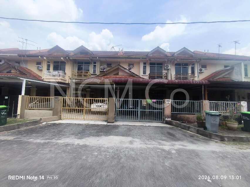 2 Storey Terrace House, Intermediate