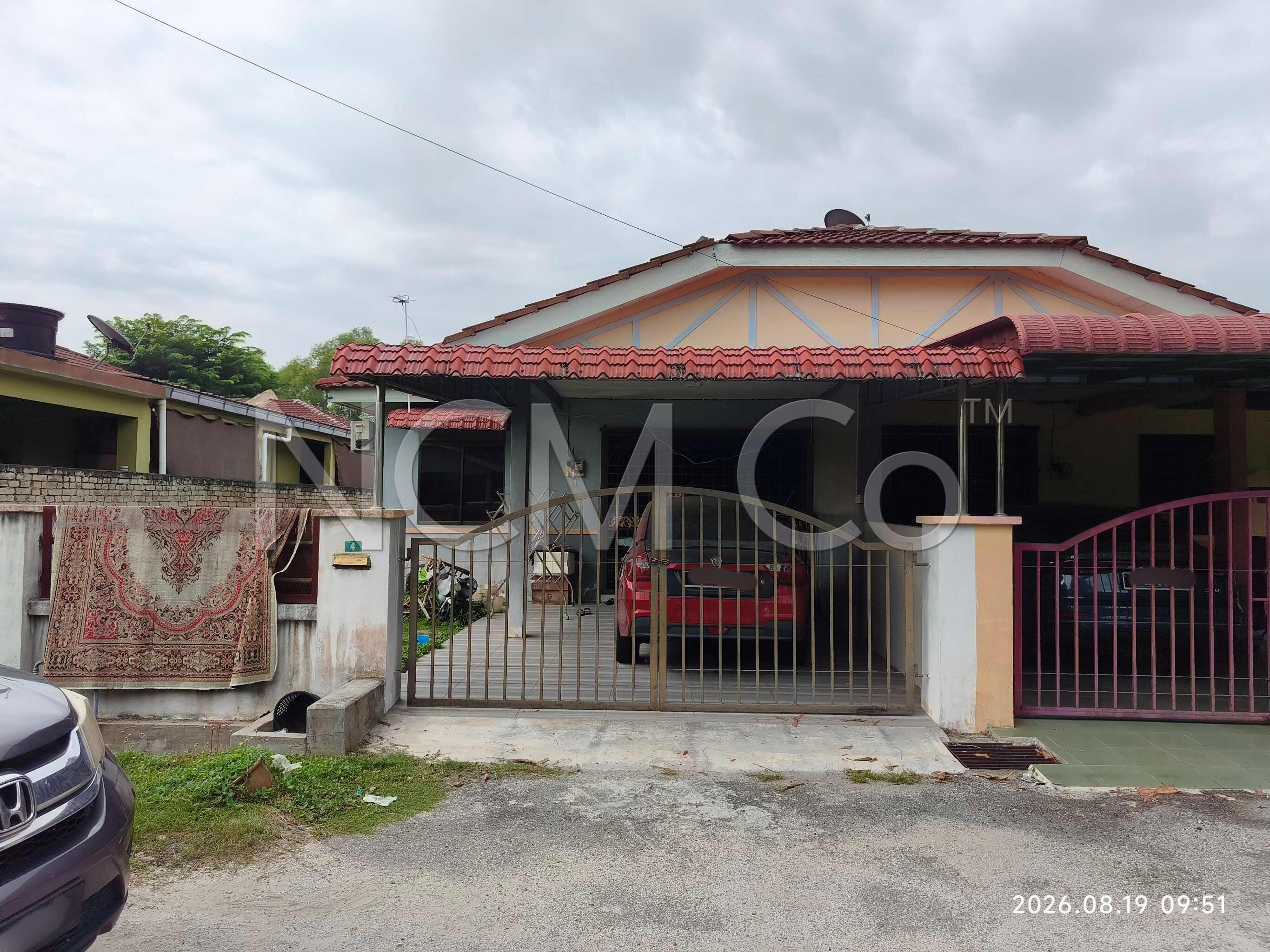 1 Storey Semi Detached House, Intermediate