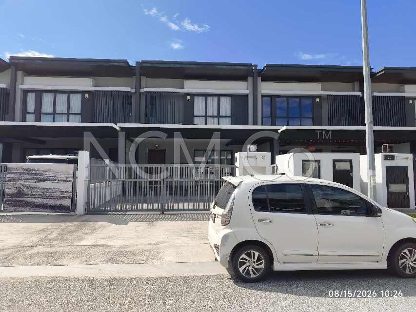 2 Storey Terrace House, Intermediate