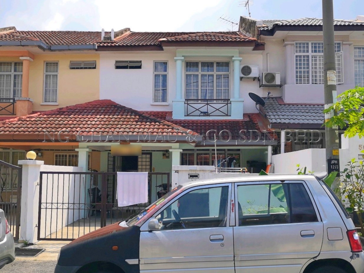 2 Storey Terrace House, Intermediate