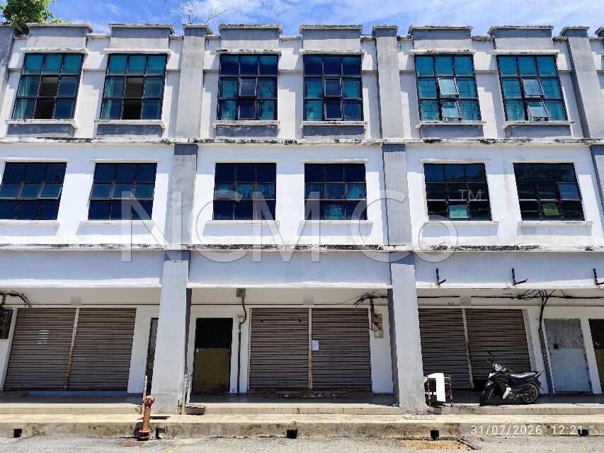 3 Storey Shop Office, Intermediate