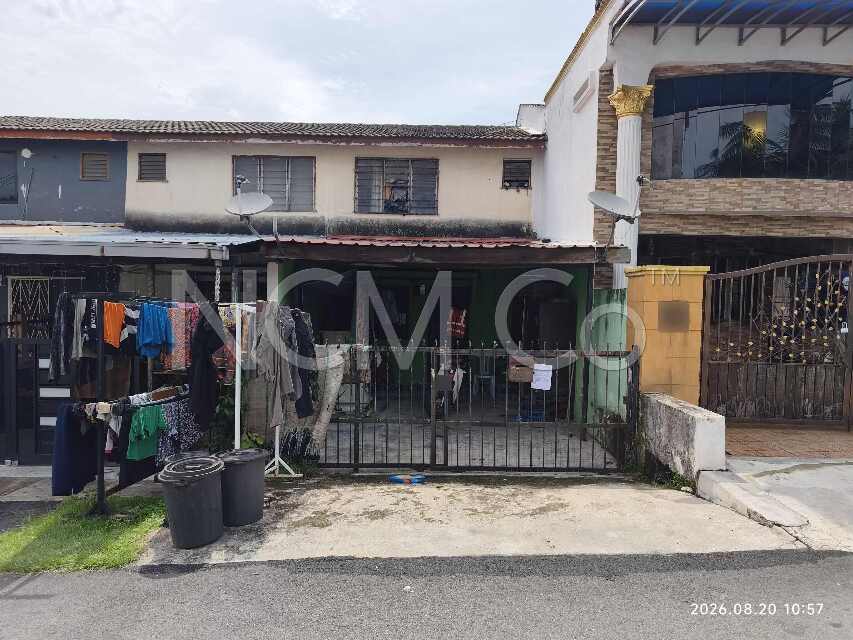 2 Storey Terrace House, Intermediate