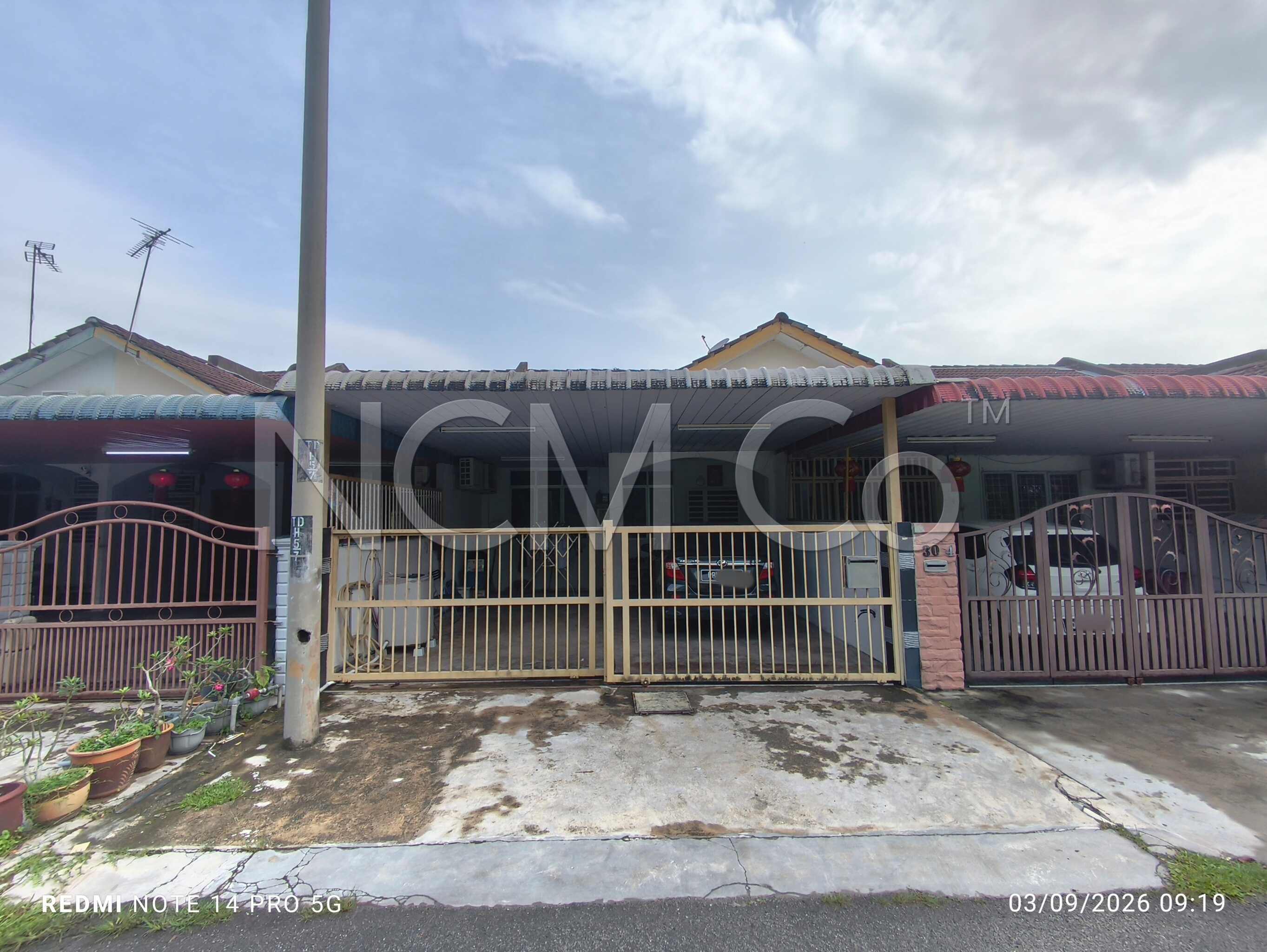 1 Storey Terrace House, Intermediate