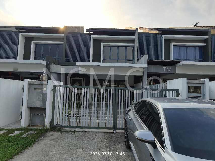 2 Storey Terrace House, Intermediate