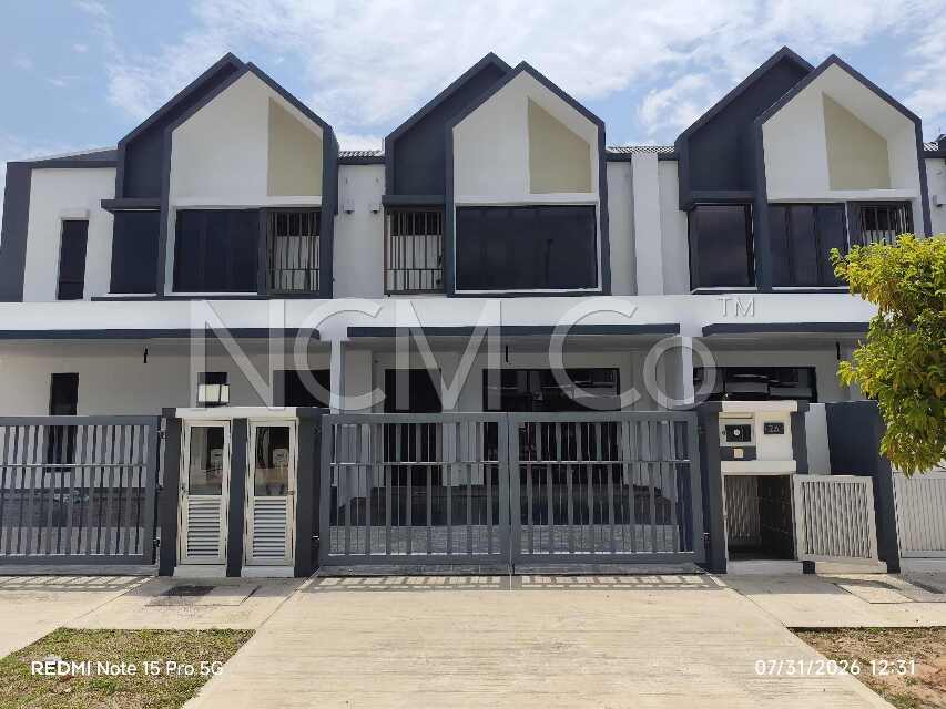 2 Storey Terrace House, Intermediate