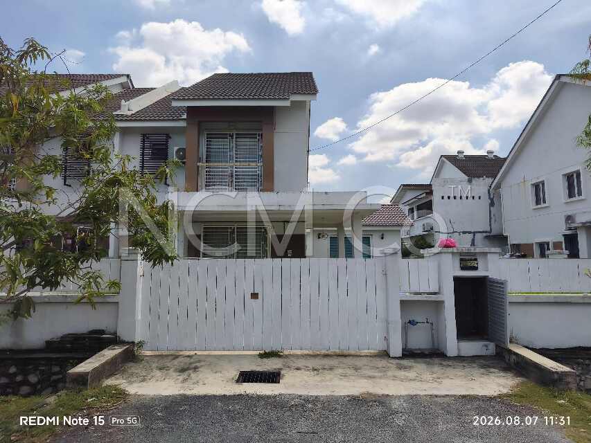 2 Storey Cluster Semi Detached House, End Lot, Renovated