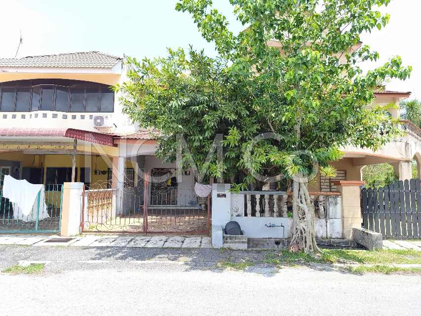 2 Storey Terrace House, Intermediate