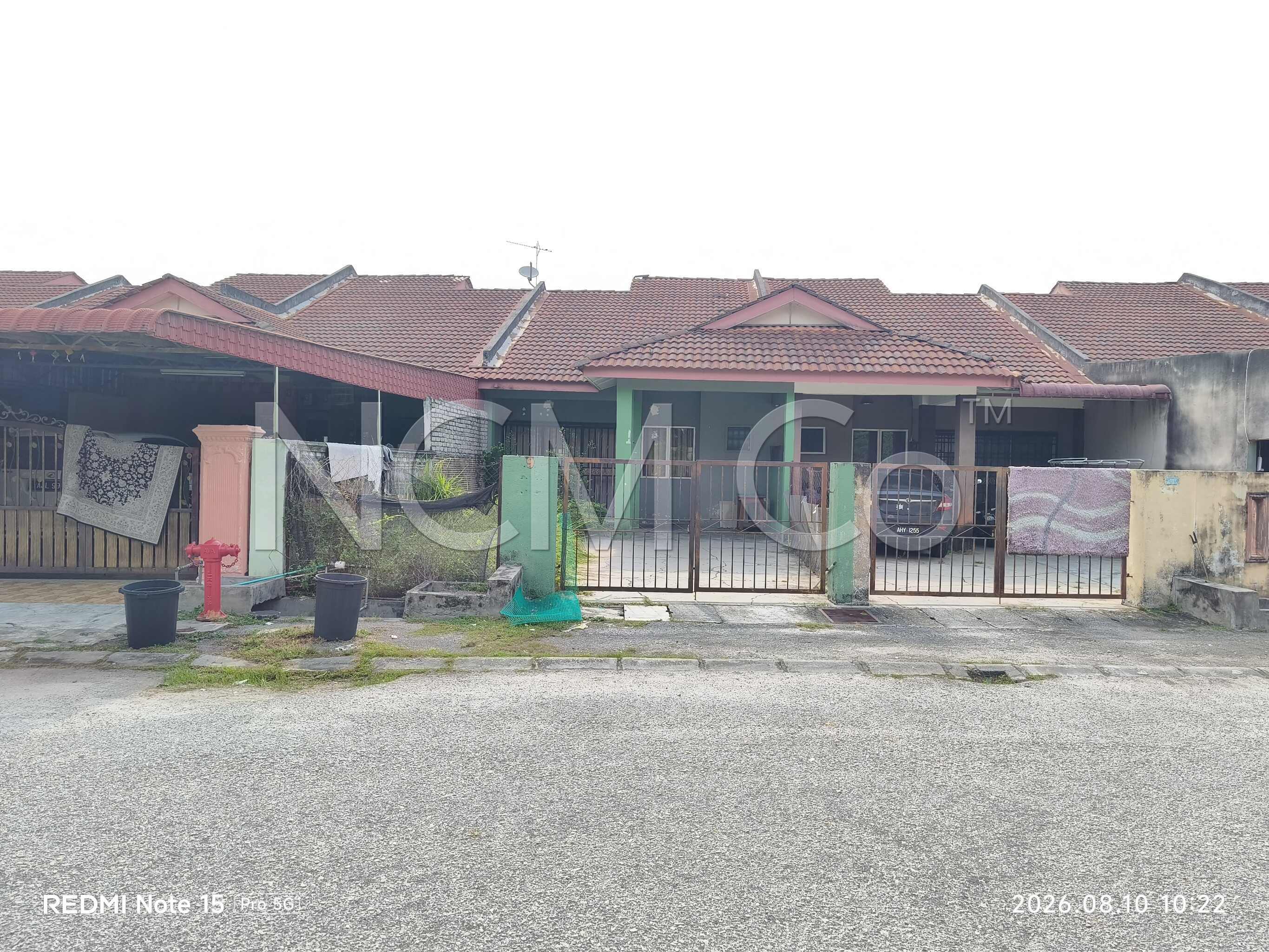 1 Storey Terrace House, Intermediate