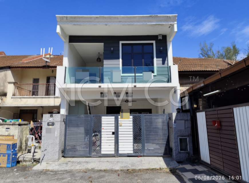 2 Storey Terrace House, Intermediate, Renovated