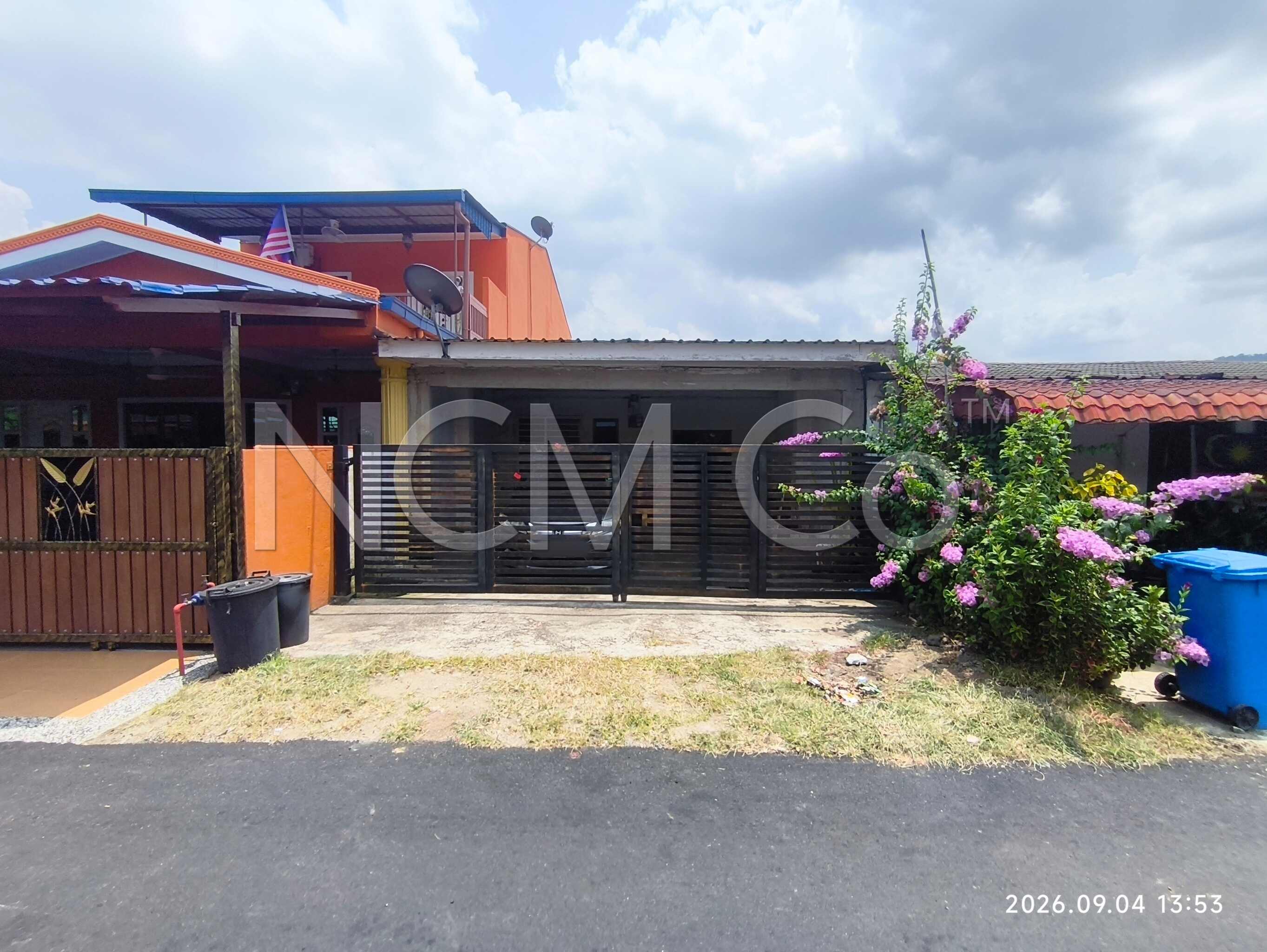 1 Storey Terrace House, Intermediate, Renovated