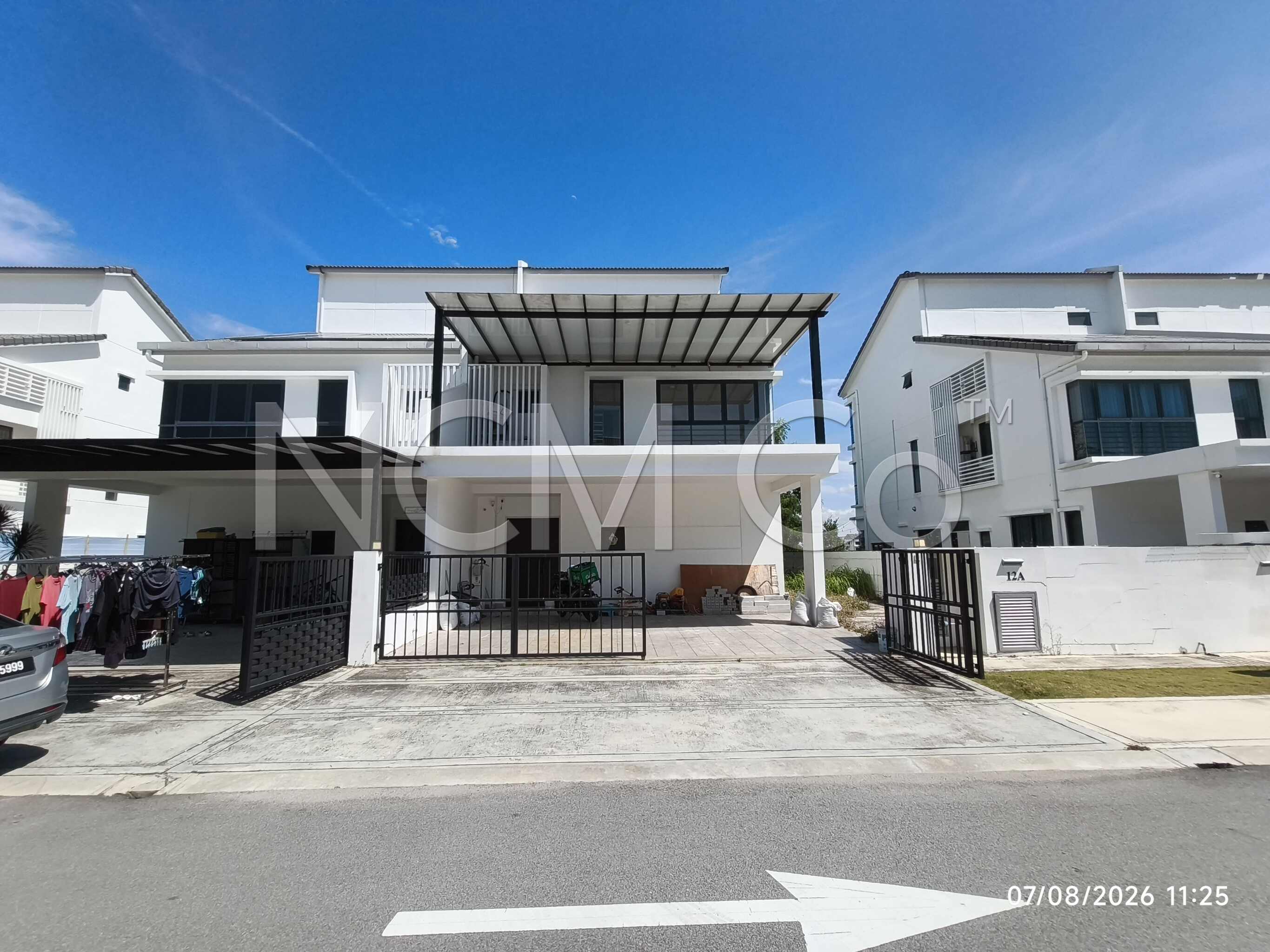 2.5 Storey Semi Detached House