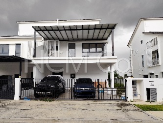 2.5 Storey Semi Detached House
