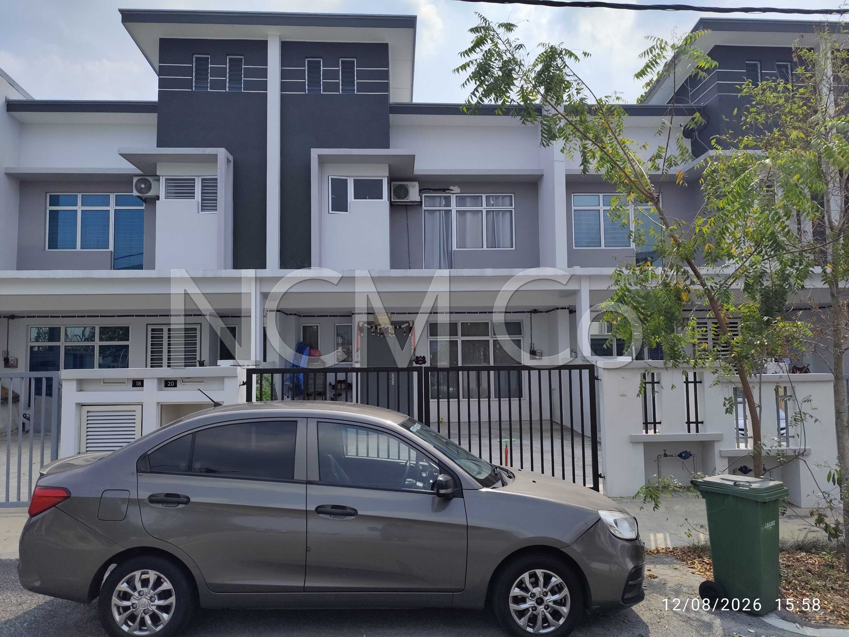 2 Storey Terrace House, Intermediate