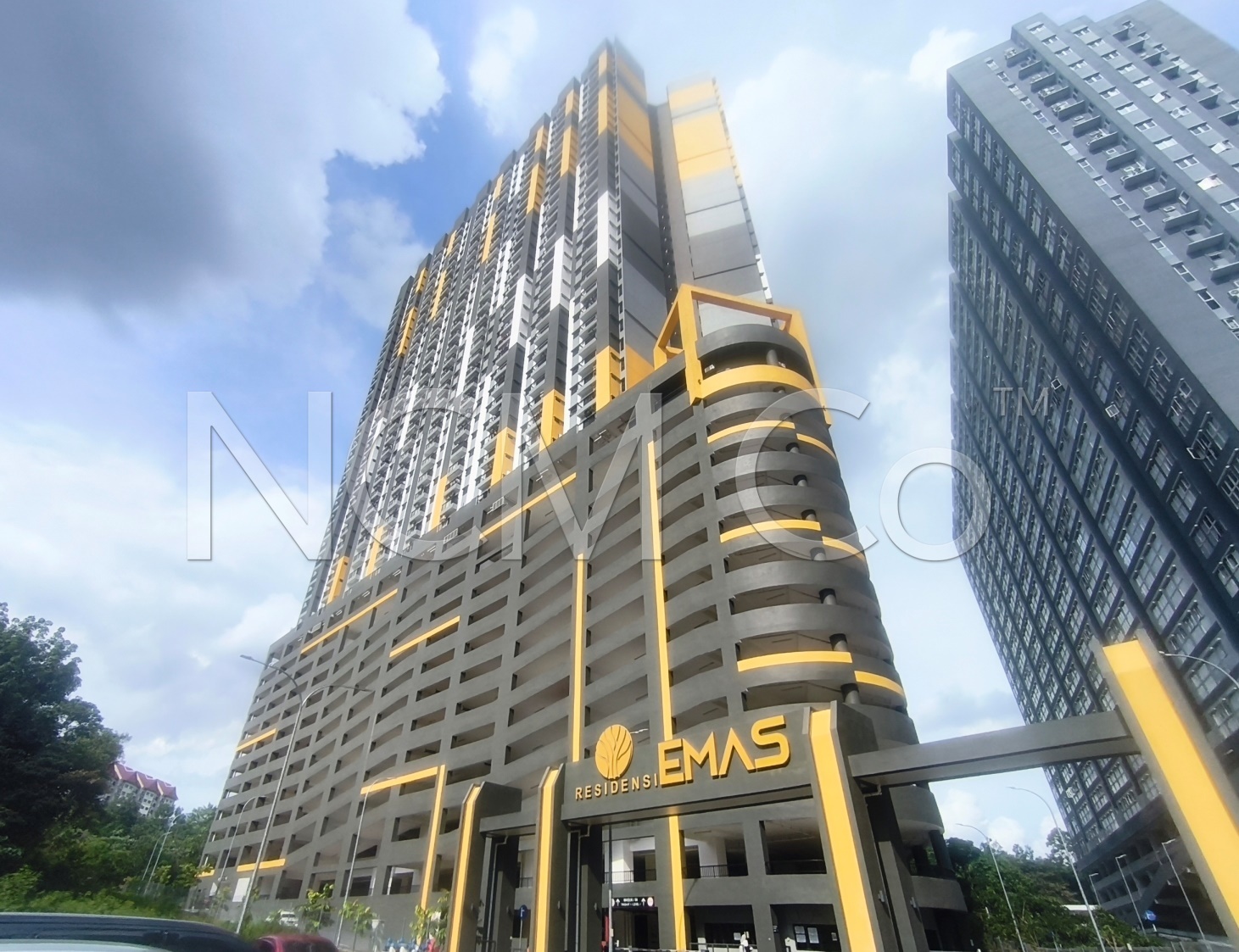 Service Apartment