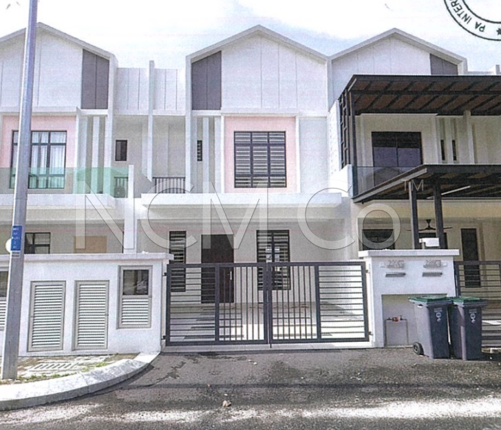 2 Storey Terrace House, Intermediate