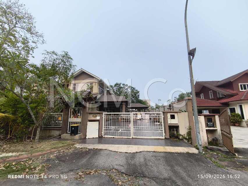 2 Storey Bungalow