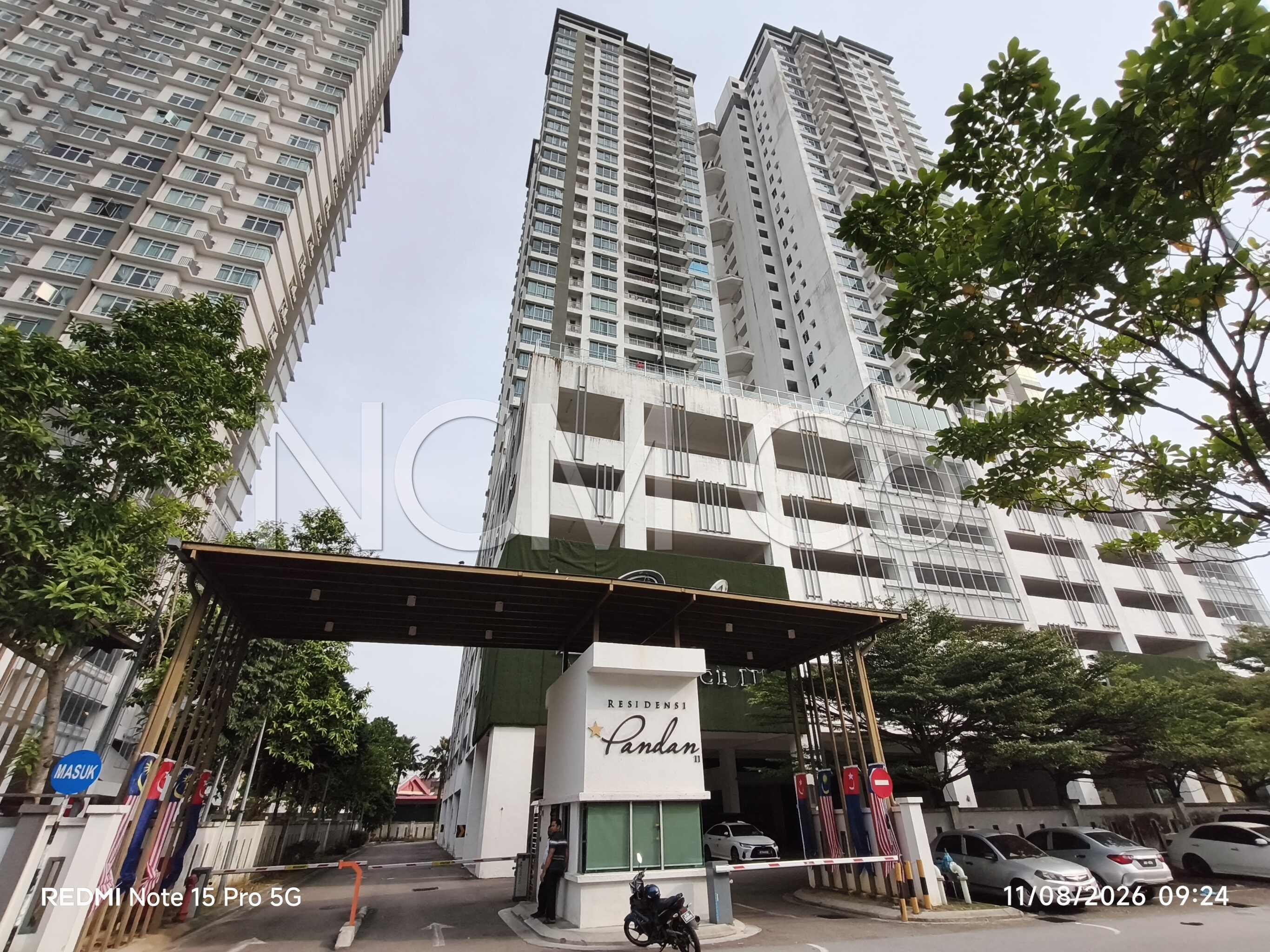Service Apartment