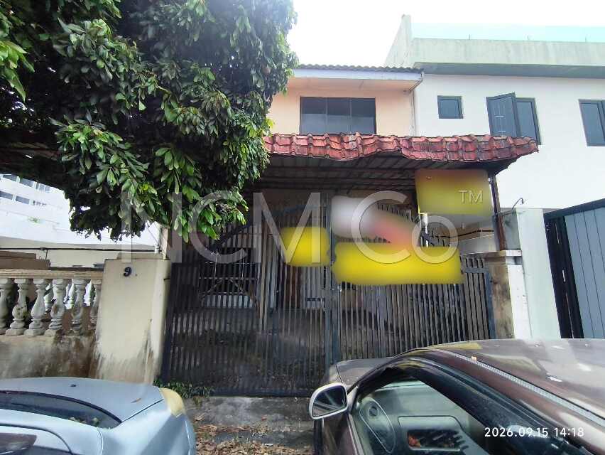 2 Storey Terrace House, Intermediate