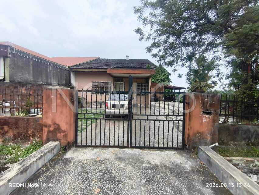 1 Storey Terrace House, Corner Lot