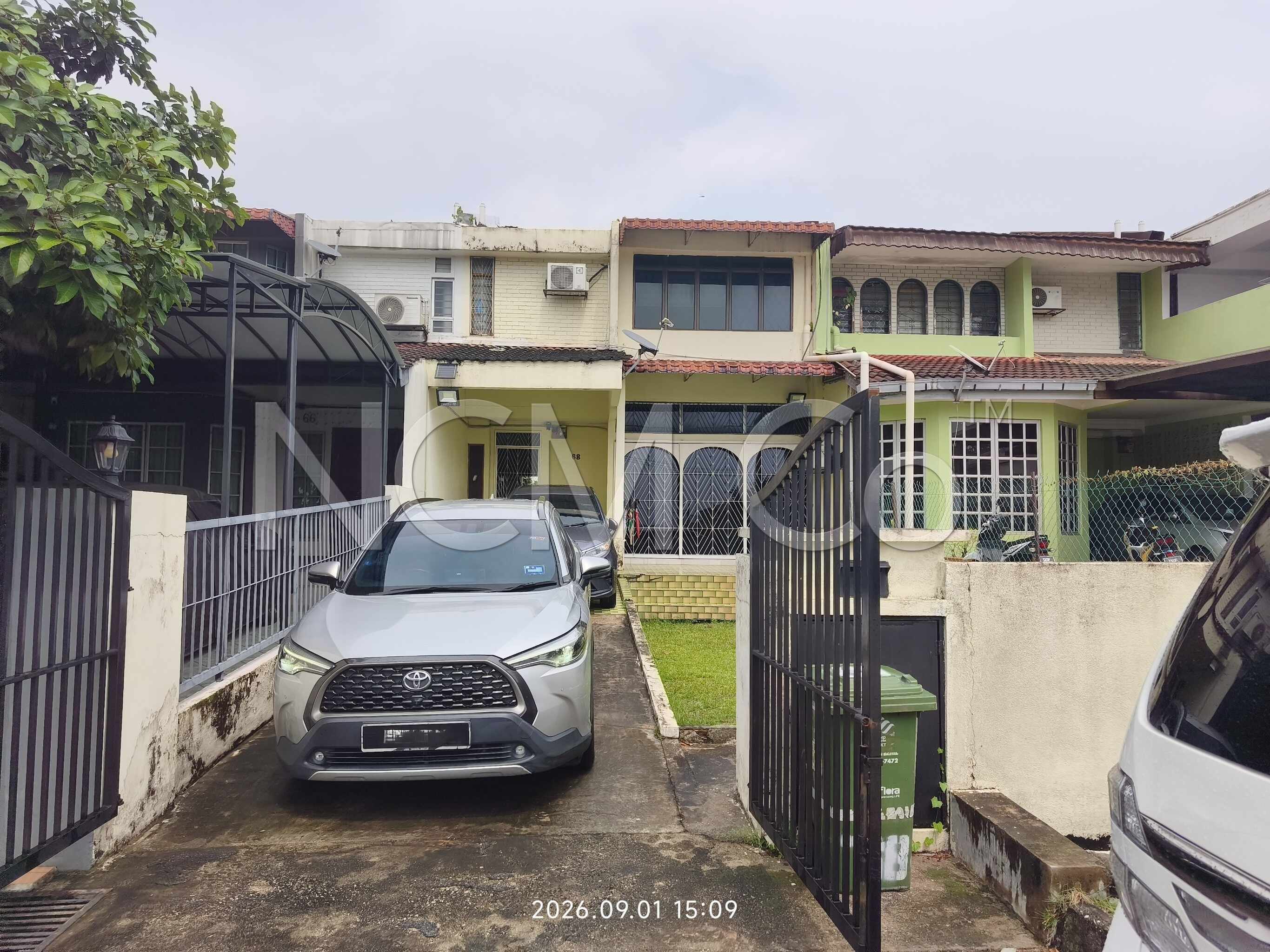 2 Storey Terrace House, Intermediate, Renovated