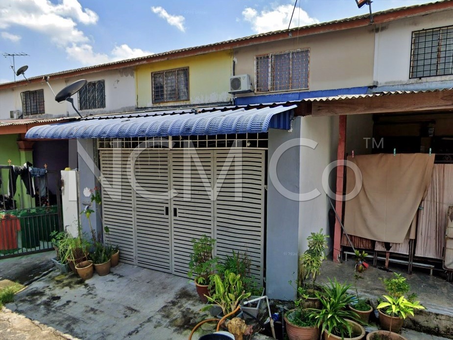 2 Storey Terrace House, Intermediate, Low Cost