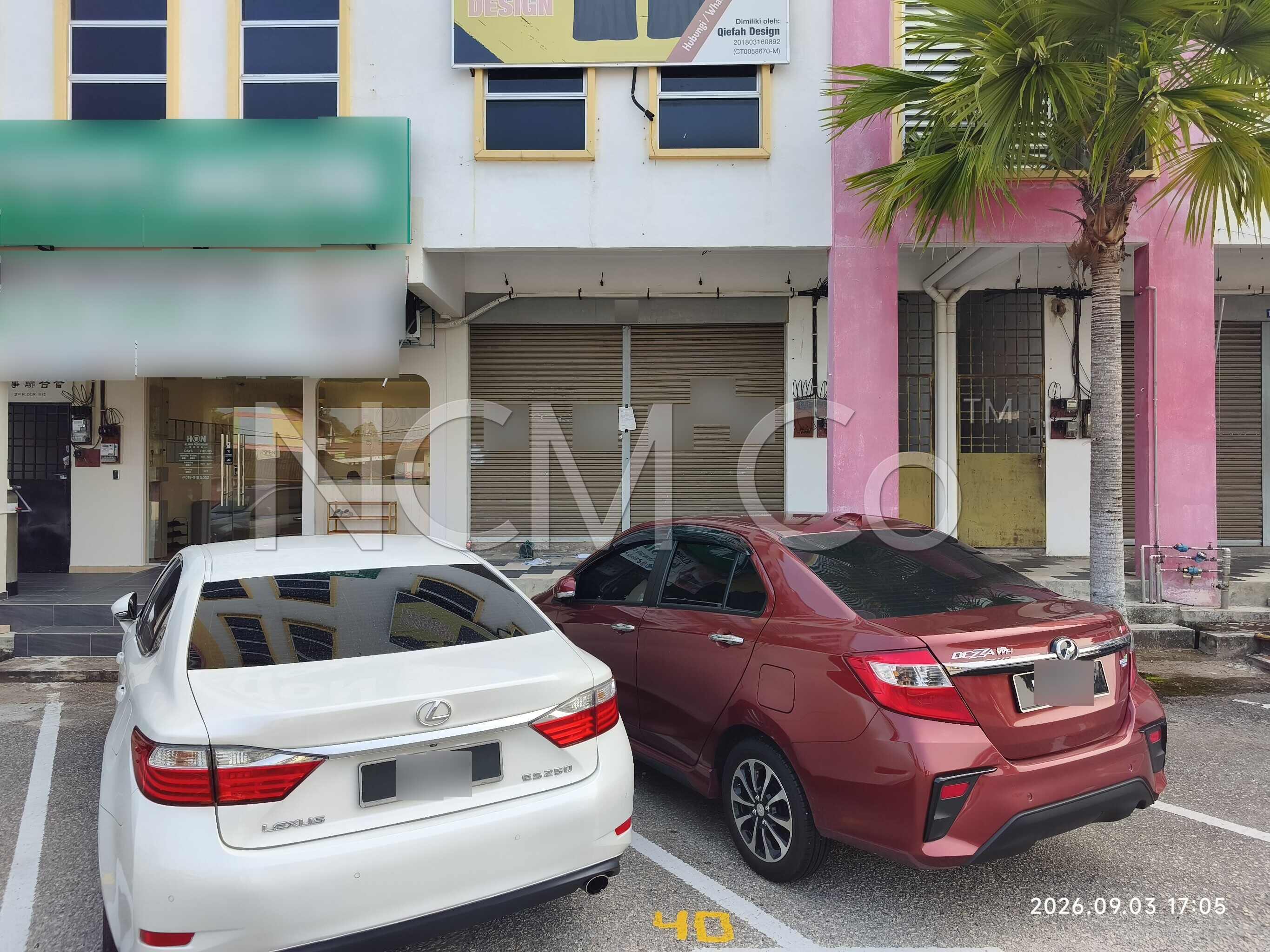3 Storey Shop Office, Intermediate