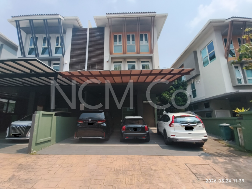 3 Storey Semi Detached House