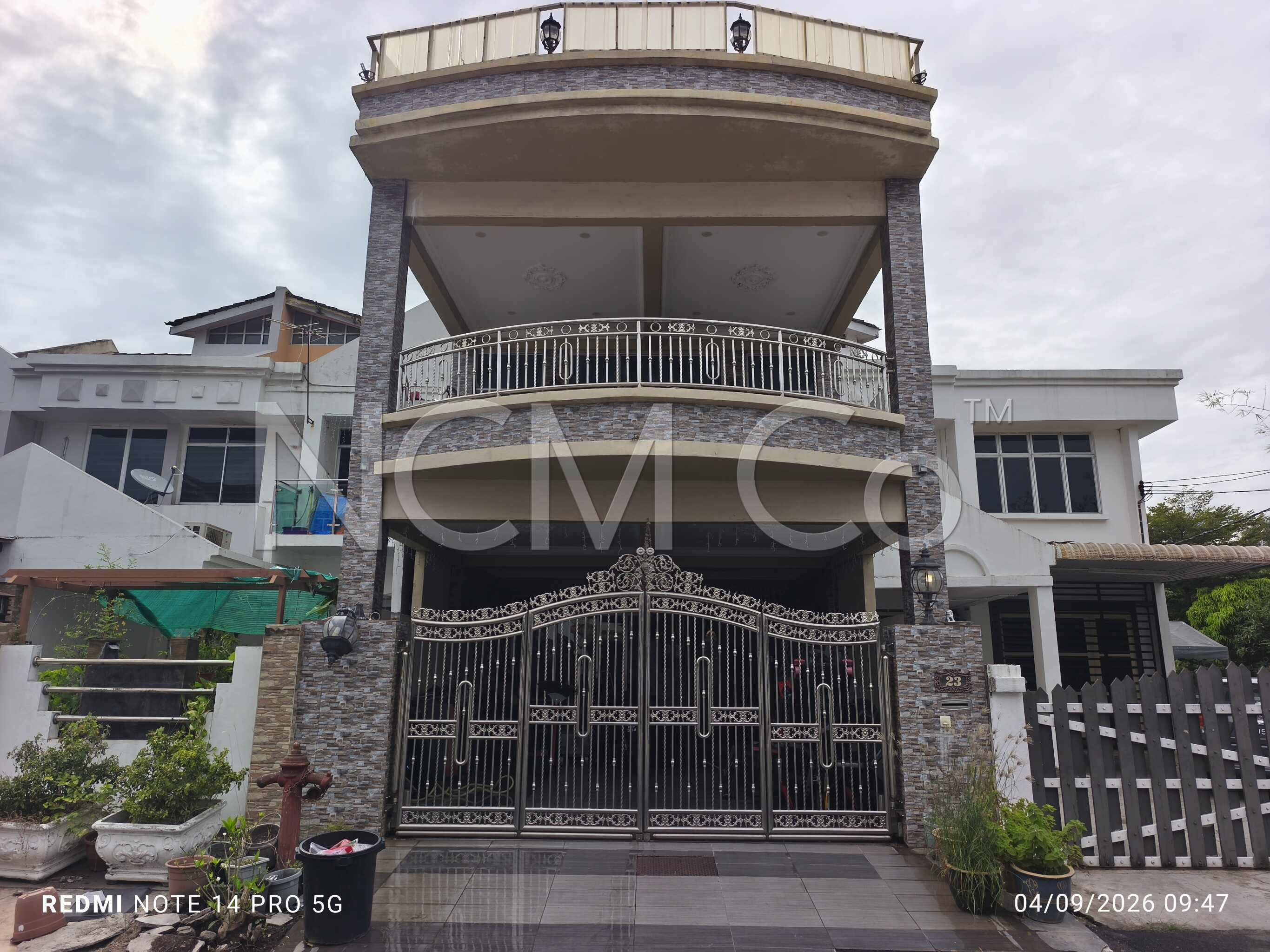 2 Storey Terrace House