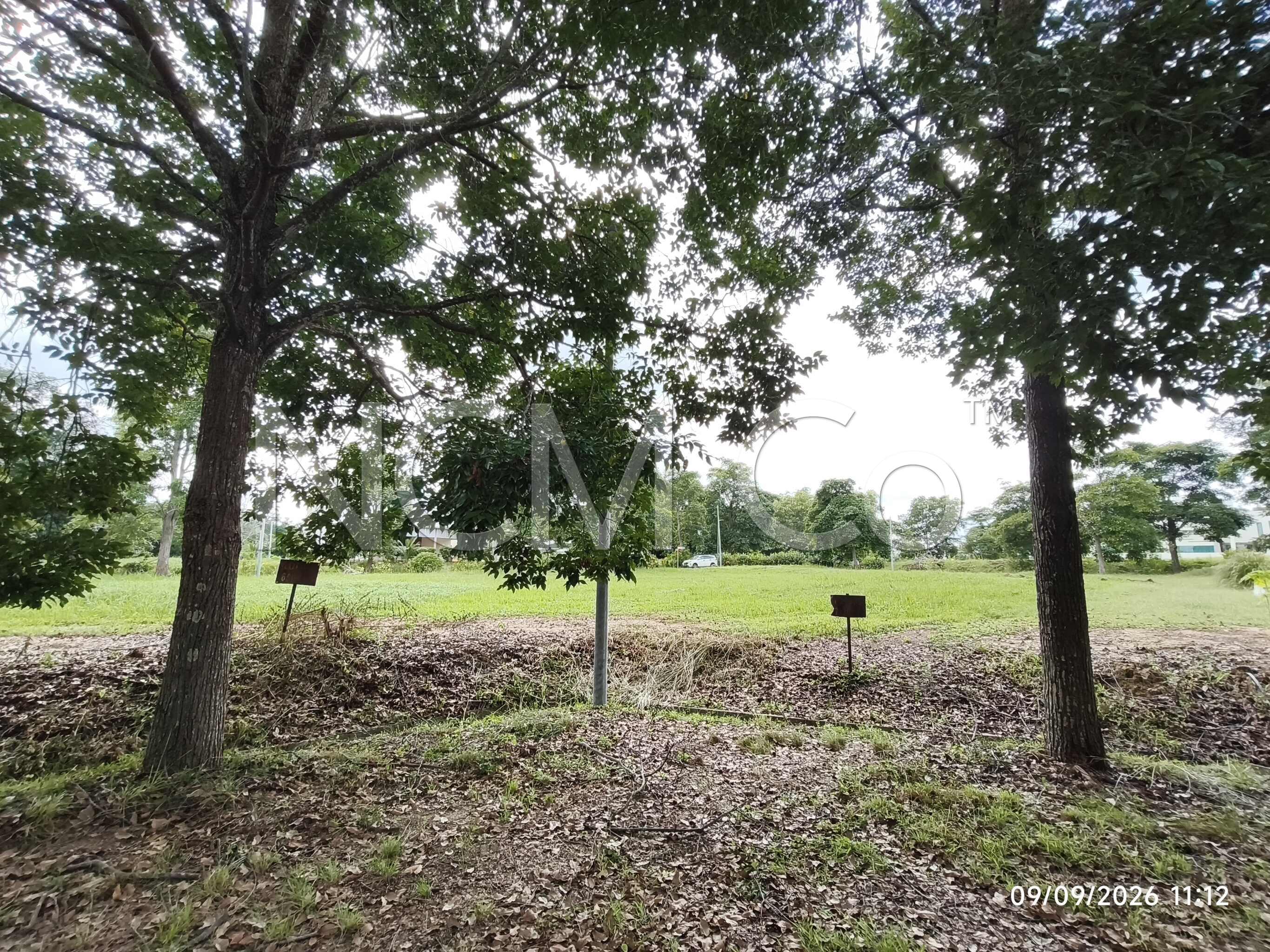 Vacant Bungalow Lot