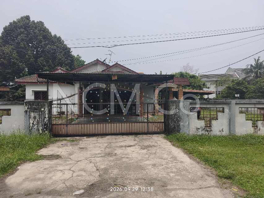 1 Storey Bungalow House, Corner Lot