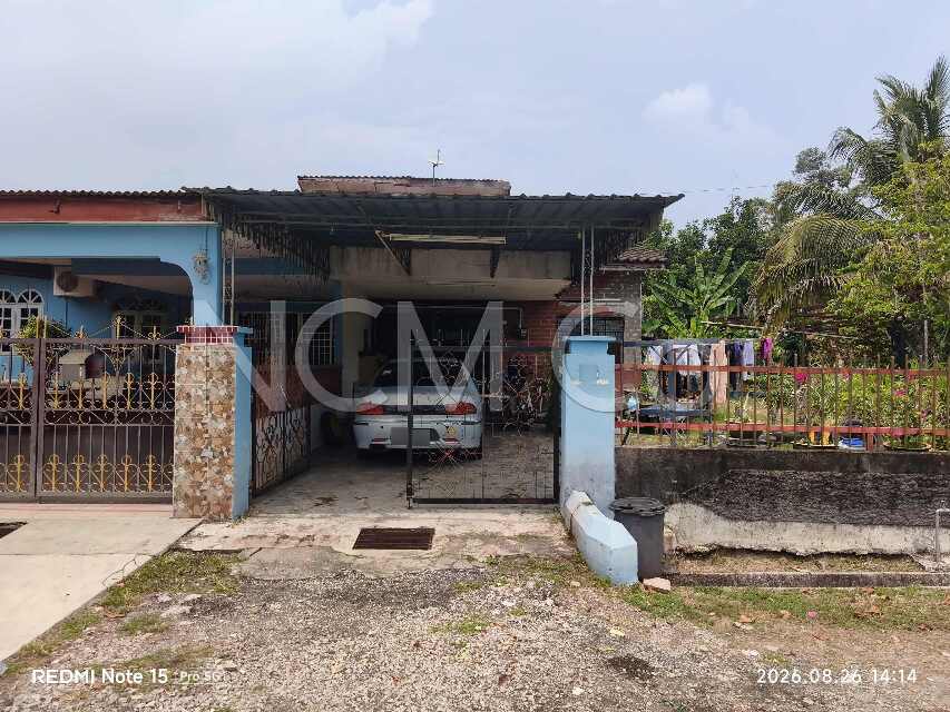 1 Storey Semi Detached House
